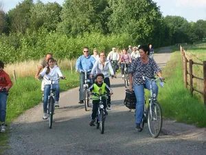Avond-fiets-vierdaagse Minderhout / Hoogstraten Avond-fiets-vierdaagse Minderhout / Hoogstraten
