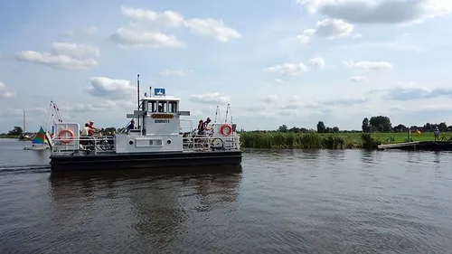 Veerpont tijdens fietsvakantie